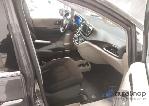 2020 Chrysler Voyager L из США, поврежденный, VIN 2C4RC1AG0LR250249